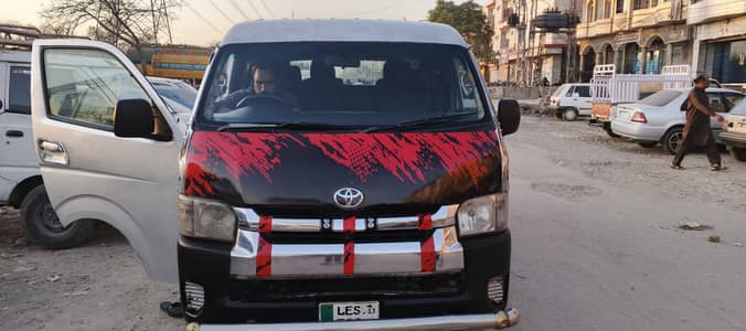 Tayota Hiace (H200 series )