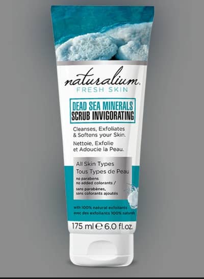 naturalium white plus scrub