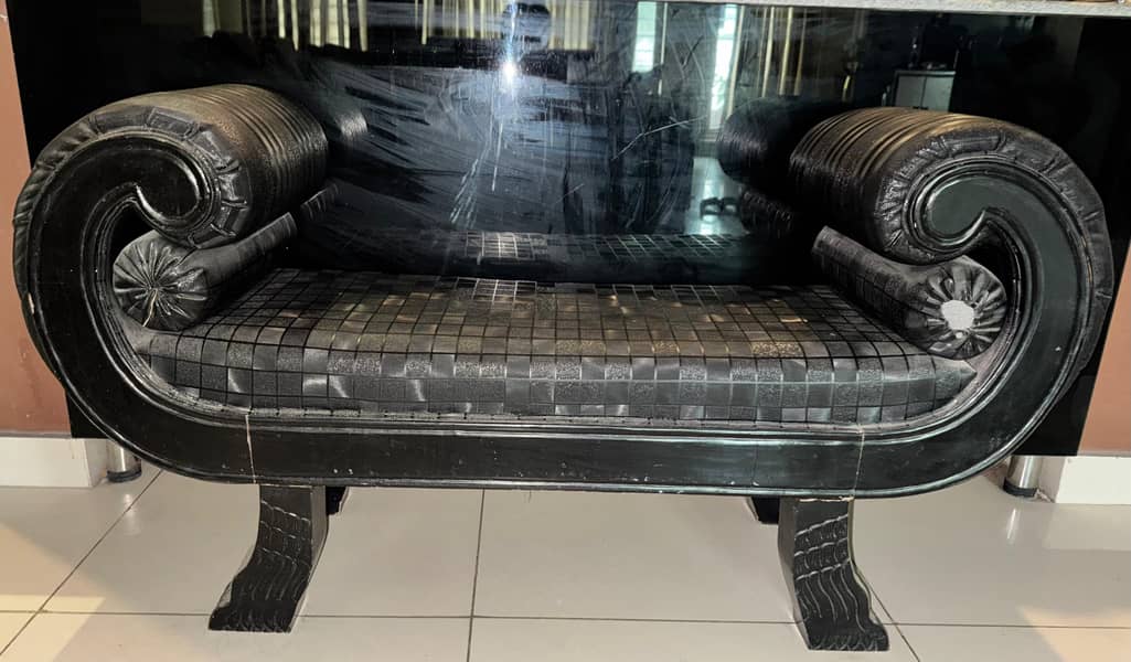 Bedset with settee 4