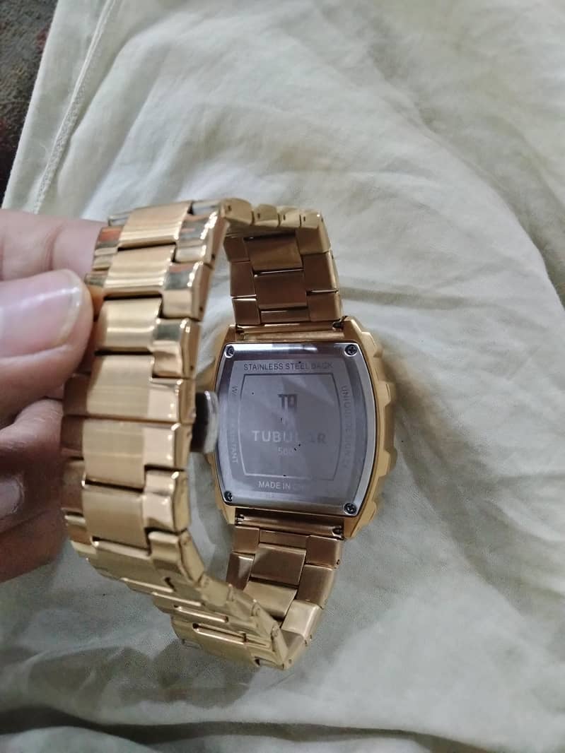 TABULAR WATCH 1