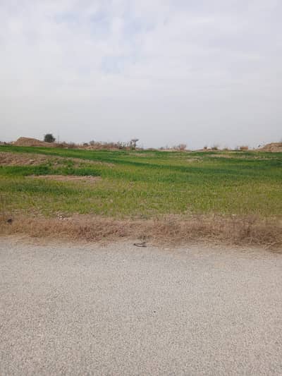 Corner 25x50 extra land possessionable plot I-15/4