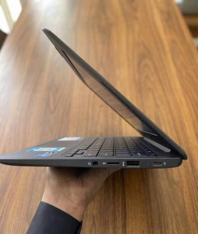 Chromebook HP g11 •