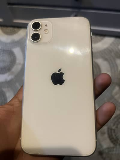 iPhone 11 – 64GB – Excellent Condition