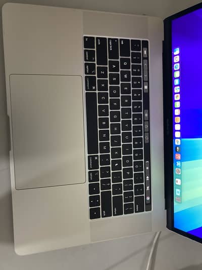 Macbook Pro i9 9th 32/512 4Gb graphics
