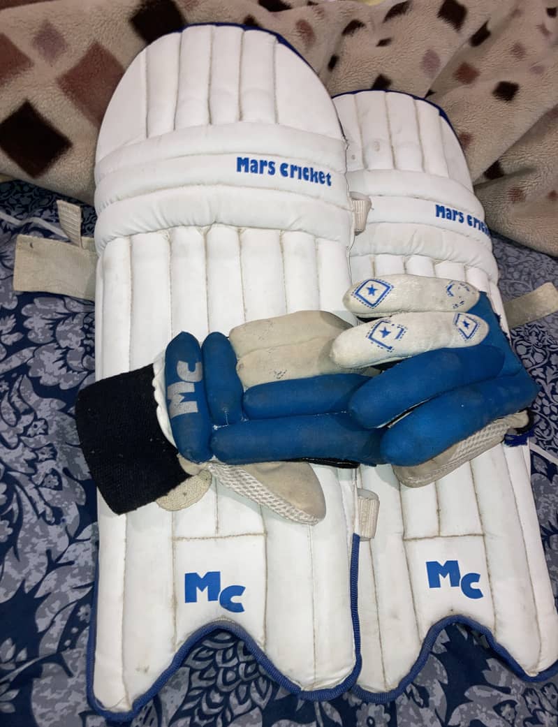 CRICKET KIT ~ 0