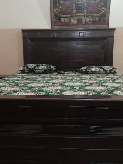 in new condition bed set with mattress, side table and dressing table
