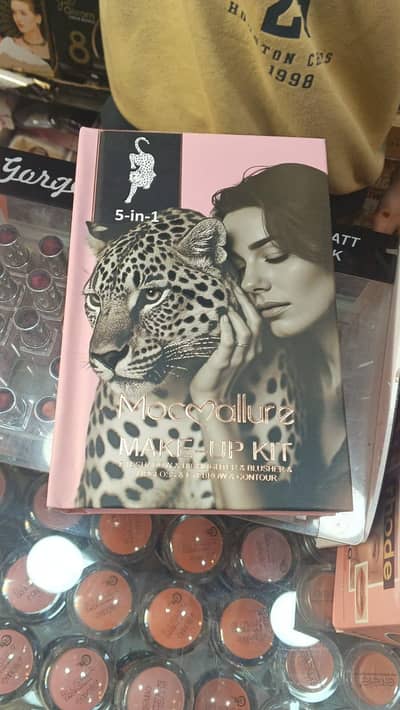 mocallure makeup kit