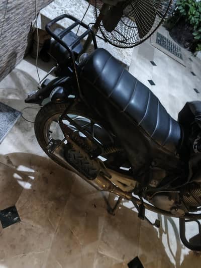 urgent sale  Suzuki gs 150se