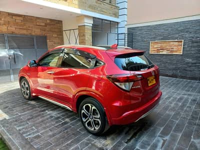 Vezel 2015 / 2019 top of the line total genuine