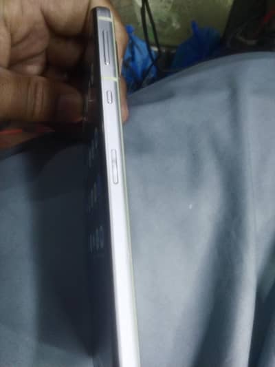 aqous sense 5g non pta for sale. . . 03289203346