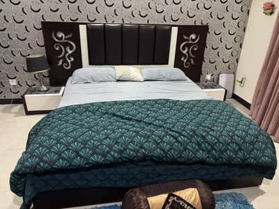 King size bed for sale