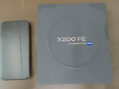 Vivo X200 FE