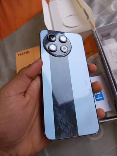Tecno spark 30 pro