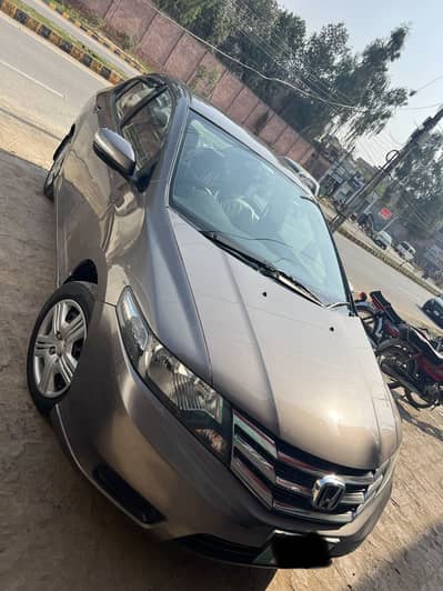 Honda city 1.3 Manual,Model-2015