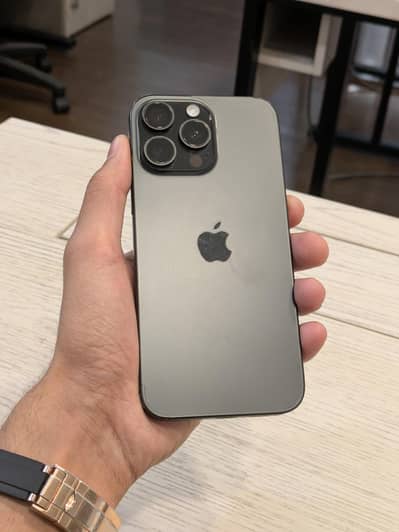 iPhone 16 Pro Max | 10/10 Condition