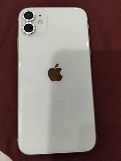 iphone 11 128gb white 92%  pta approved lush condition with chargeri