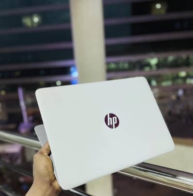 HP Core i7 7th Generation (Ram 8GB DDR4 + SSD 256GB) IPS Display
