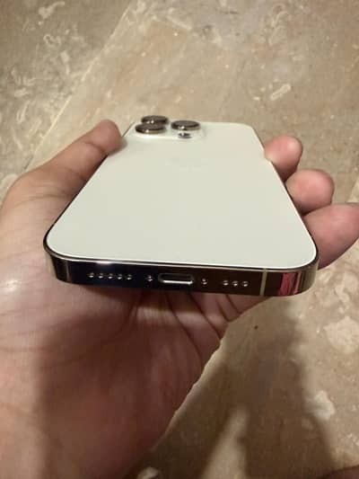 Iphone 14 pro pta approved, gold color