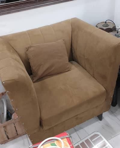 5 seatar sofa set like new