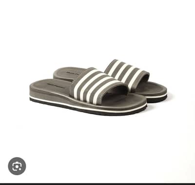 new hush puppies slides 10/10 coondition with bag