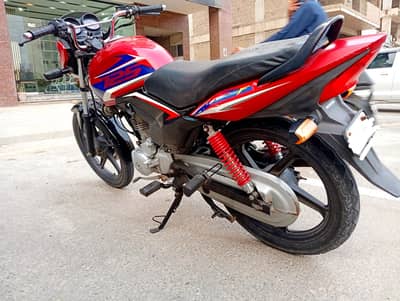 Honda Cb 125f excellent condition