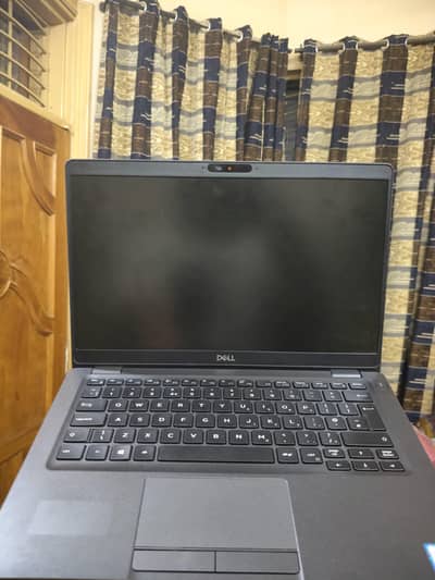 dell i5 8th gen Latitude 5300