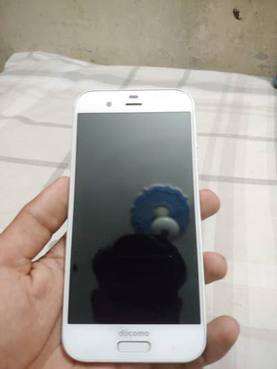 Sharp Aquos R1 for parts