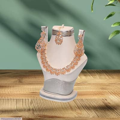 gold plated crystal necklace  0334 8284497