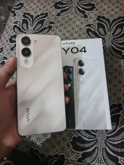VIVO Y04 4/128