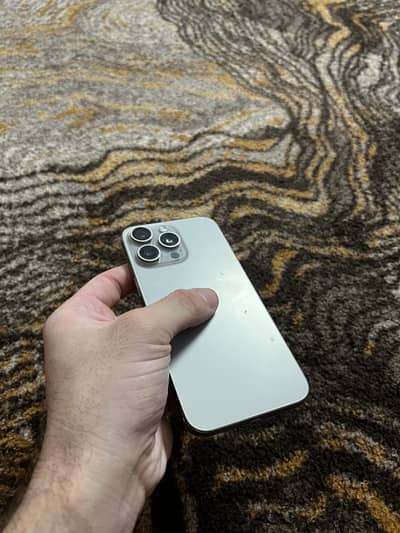 15 pro max 10/10 condition 88 health water pack 256 gb