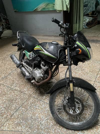 Honda deluxe 125 bike for sale