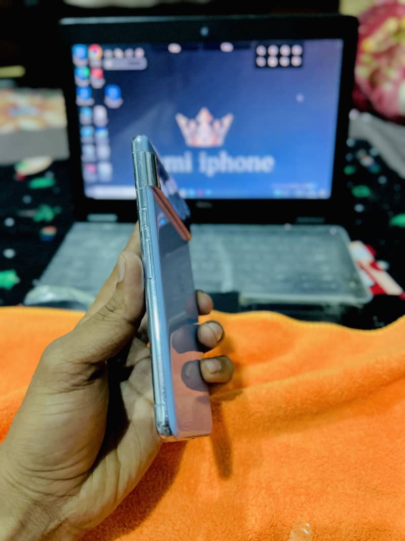 GOOGLE pixel 8 PRo 4