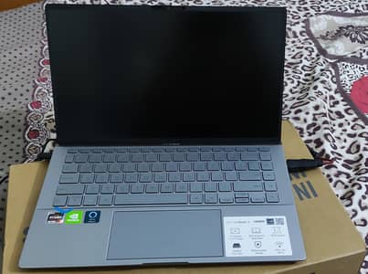 ASUS Zenbook 14 Ryzen + Nvidia dedicated gpu