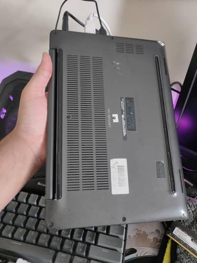 Dell latitude 7300 i7 8th generation 8/256