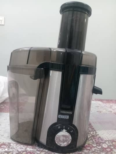 Kenwood justicr ur and chopper new one no box available