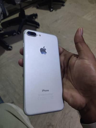 I phone 7 plus urgent sale