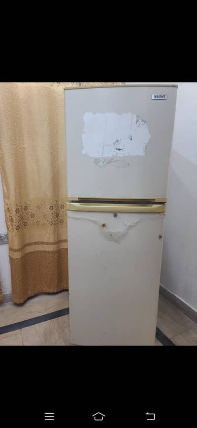 medium size Orient ki ha bhut achi ha condition b thk ha