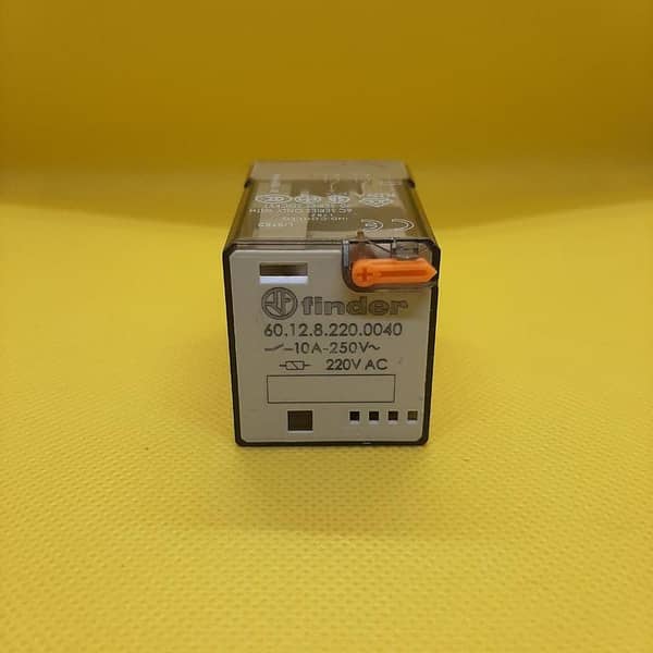 FINDER 60.12 220VAC RELAY with Base