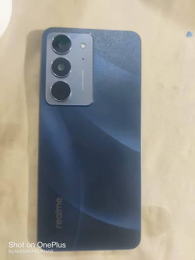 box Charger And Mobile original  Avelable  Mobile  Only 8 month use