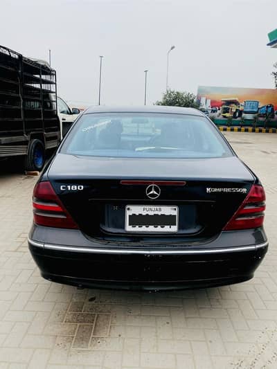 Mercdess C180  Compressor Total genuine