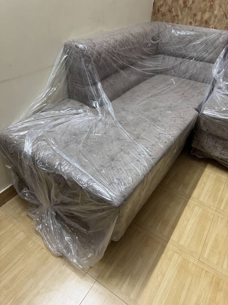 L shape sofa 0
