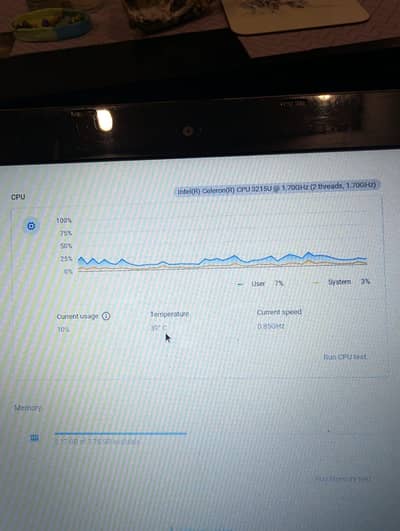 Acer C740 9 out of 10 condition matte screen 4 gb ram 16 gb SSD