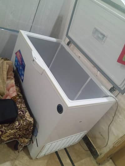 dawlance deep freezer