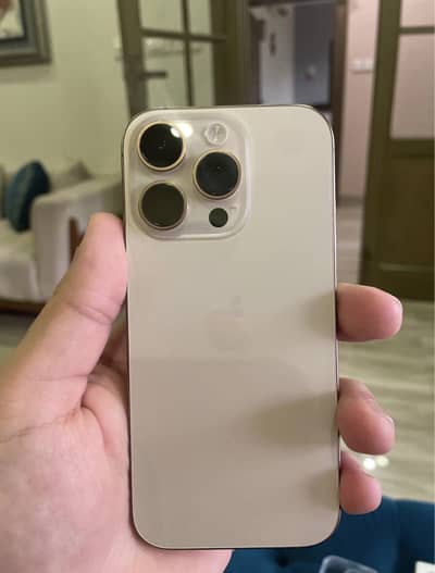 16 pro max (99 battery health) with box