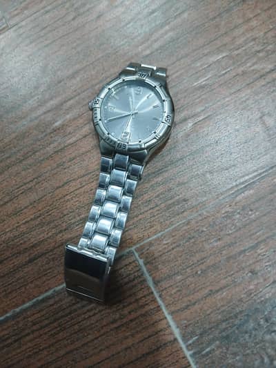 orignal guess wrist watch