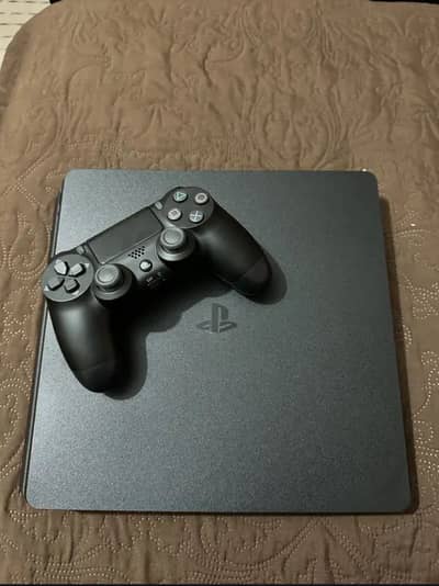 PS4 Slim