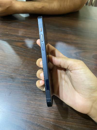 Iphone 12 non pta 64 GB waterpack