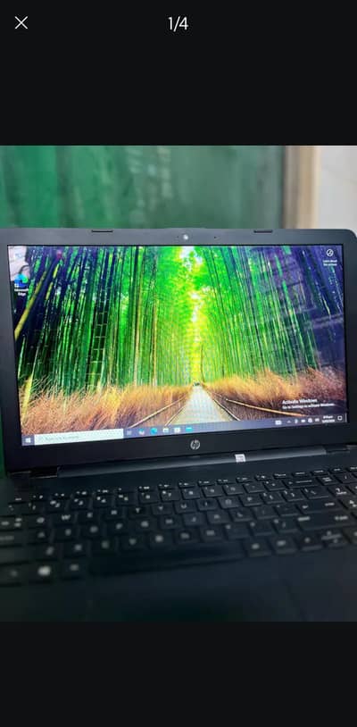 HP Touchscreen Laptop for Sale with charger