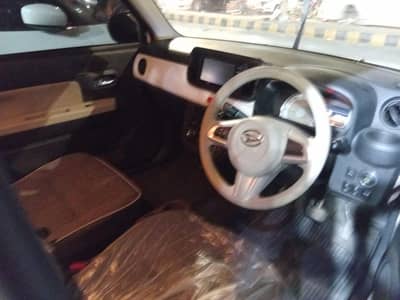 Nisan Rox 660 cc Car Reg-14 Available on Rent