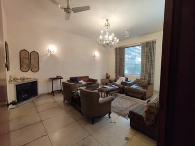 2 Kanal house for sale near McDonald Y BLOCK DHA LHR
